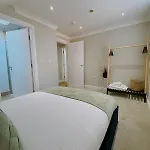 Apartment Ivy Shores